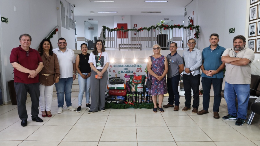 Câmara de Toledo arrecada 175kg de ração para animais acolhidos em lares temporários