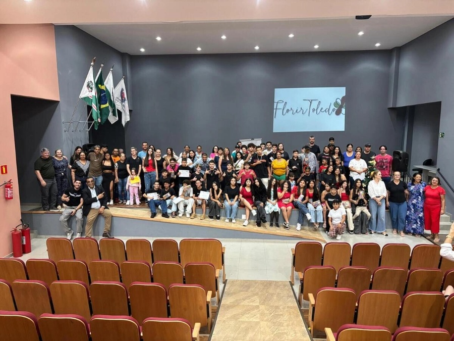 Projeto de extensão da Unioeste promove diálogo filosófico e formação cidadã com adolescentes em Toledo