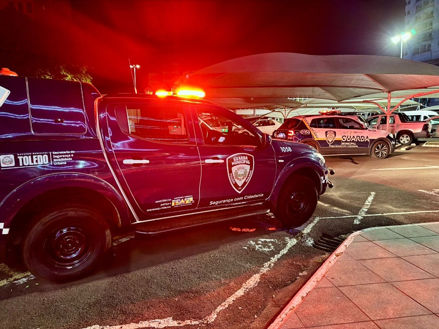 Guarda Municipal detém homem por desacato após atitude suspeita no estacionamento da Prefeitura de Toledo