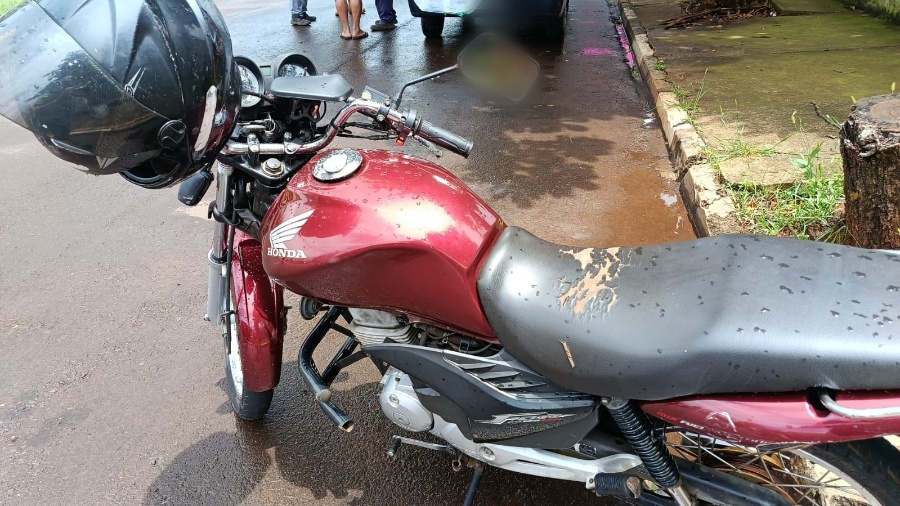 Motociclista fica ferido após colisão com picape no Jardim Independência, em Toledo