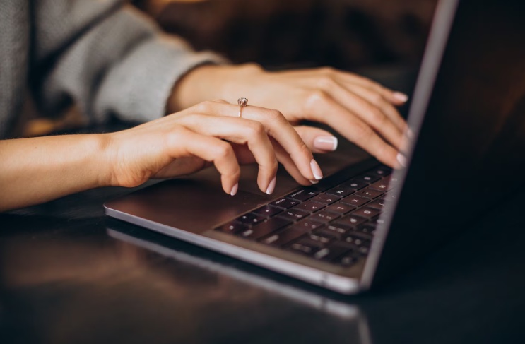 Educação digital: Transformações e desafios no século XXI