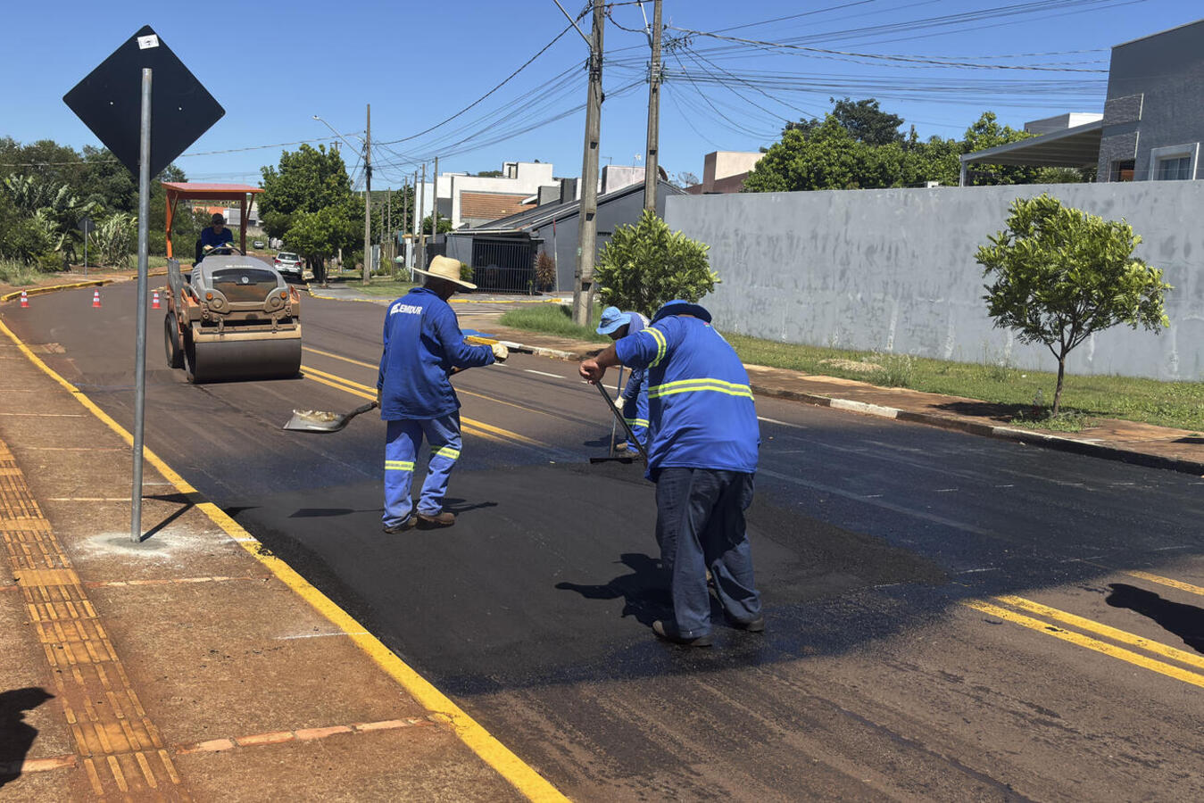 Prefeitura implantará lombadas e travessias elevadas em 9 vias da cidade