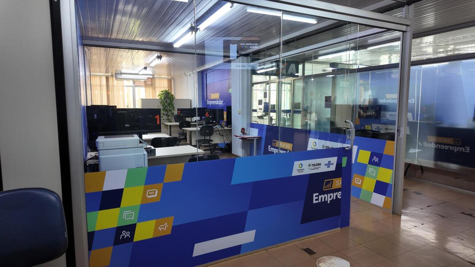 Sala do Empreendedor alerta sobre mensagens falsas a MEIs