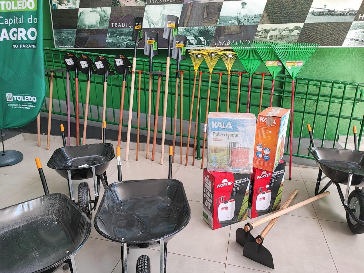 Secretaria de Agricultura recebe equipamentos destinados à Horta Agro Cidadão