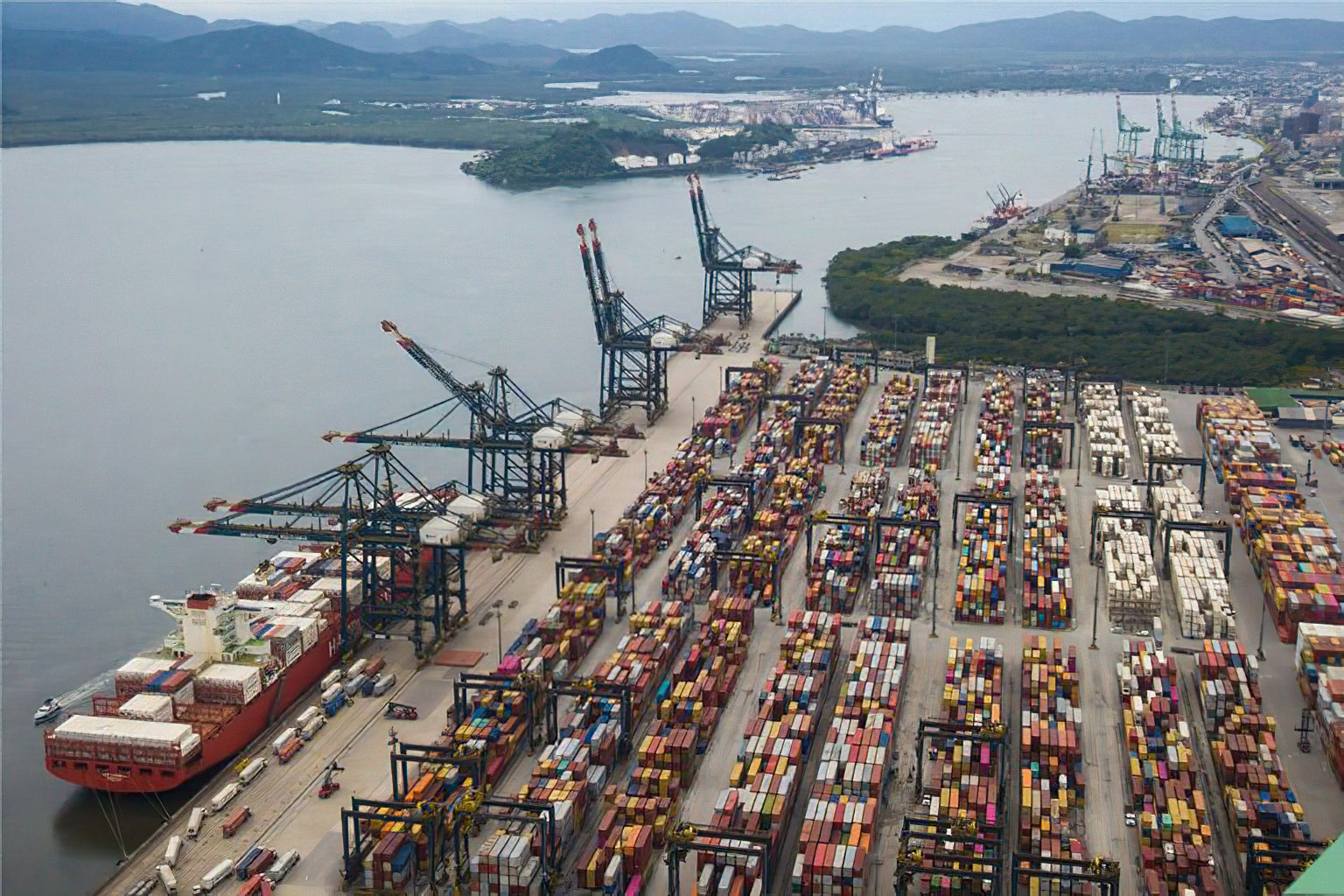 Porto de Santos registrou em 2025 maior movimentação de sua história