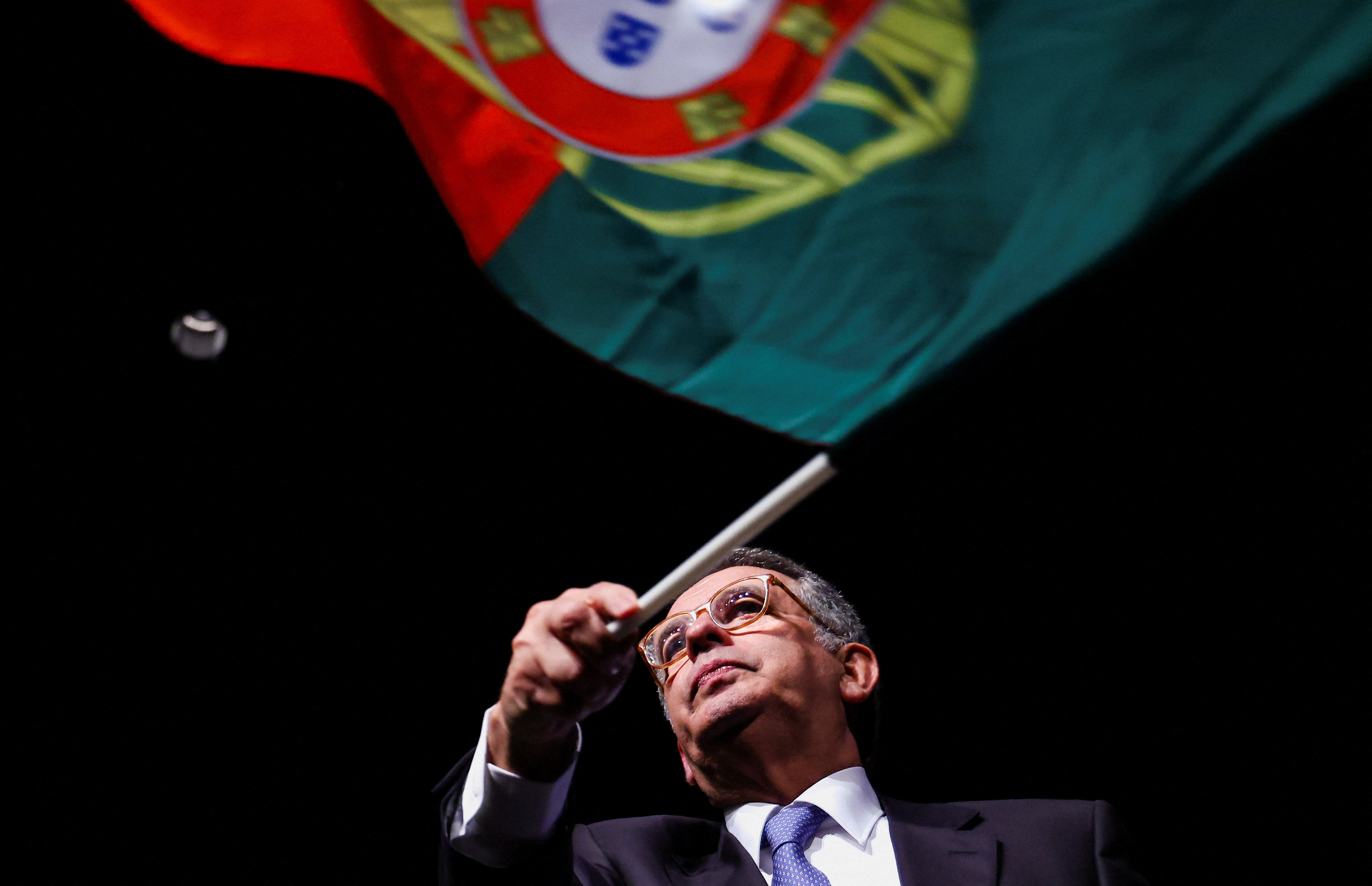 Eleições presidenciais em Portugal seguem para segundo turno