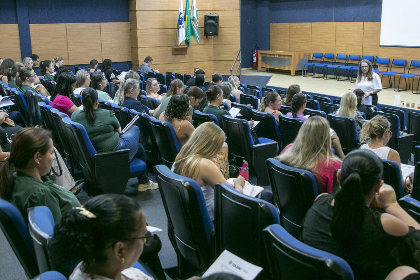 Volta às aulas: Secretaria de Educação promove encontro com diretores de escolas e Cmeis