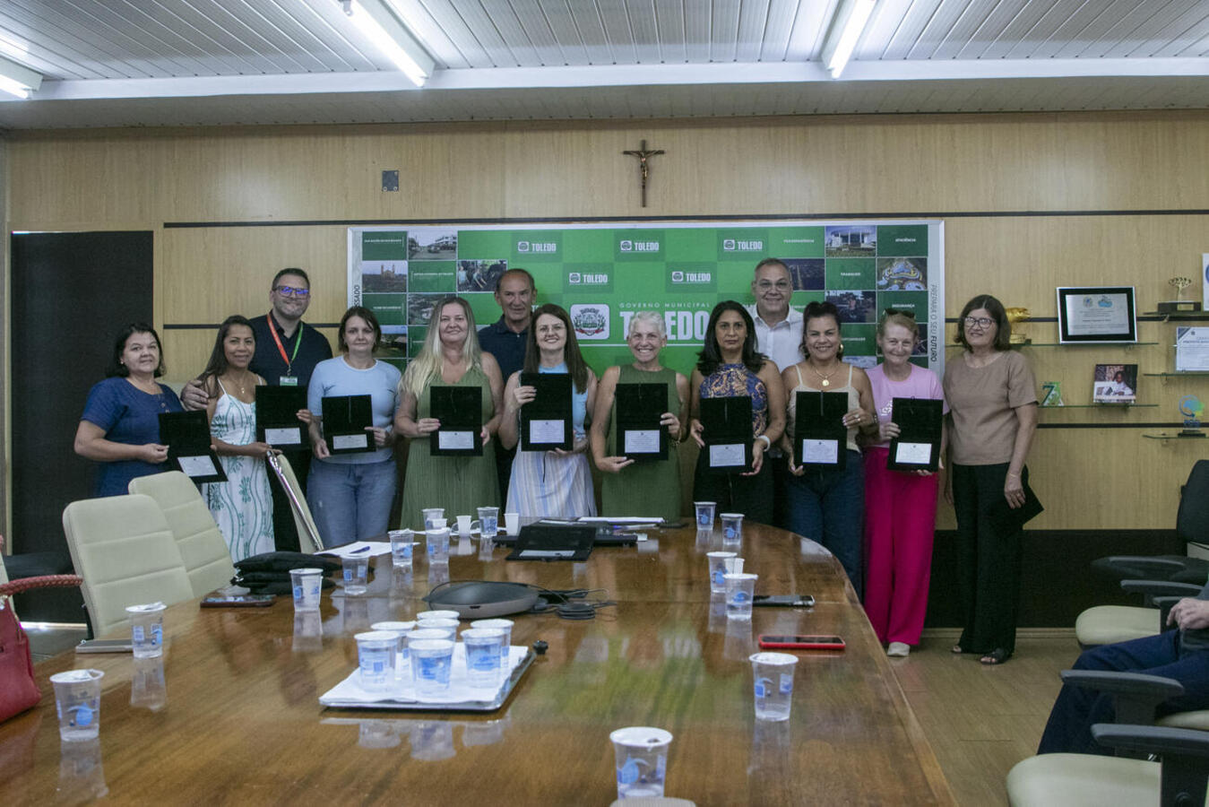 Prefeitura de Toledo realiza primeira homenagem a servidores aposentados em 2026