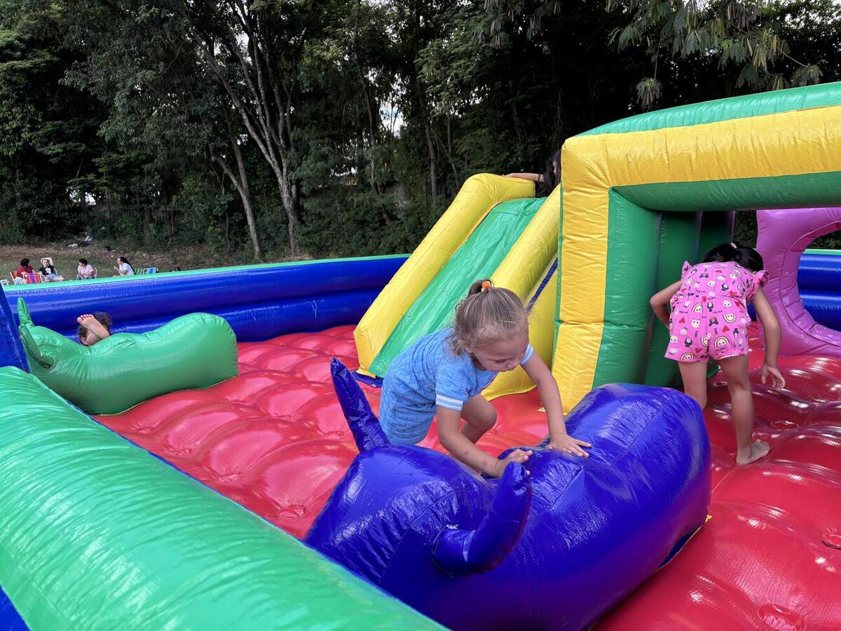 RecreAção leva diversão gratuita a crianças e famílias em Toledo