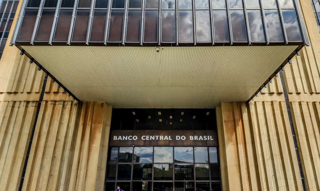 Caso Master: PF vai apurar suposta campanha contra o Banco Central nas redes