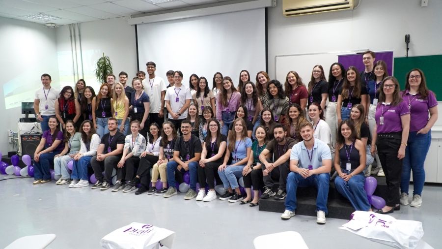 Estágio de Férias da Prati-Donaduzzi conecta estudantes de Farmácia a diferentes áreas da indústria farmacêutica