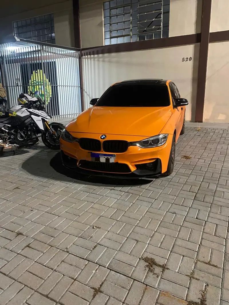Operação de trânsito apreende carro de luxo e aplica mais de 150 multas em Cascavel