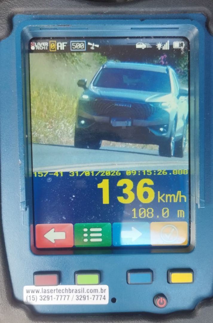 Motorista é flagrado a 136 km/h durante Operação Radar na PR-180, em Cascavel