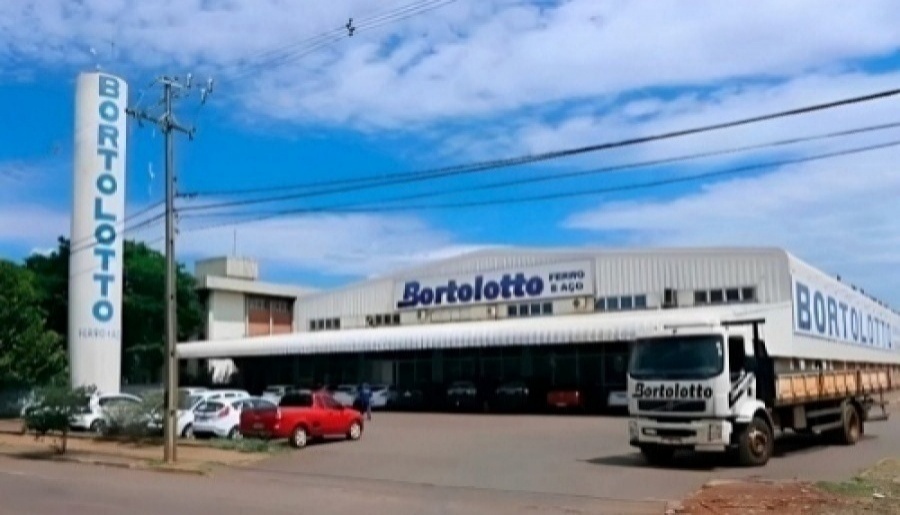 Bortolotto Ferro e Aço de Toledo contrata Motorista de Caminhão Truck e Carregador; candidate-se aqui