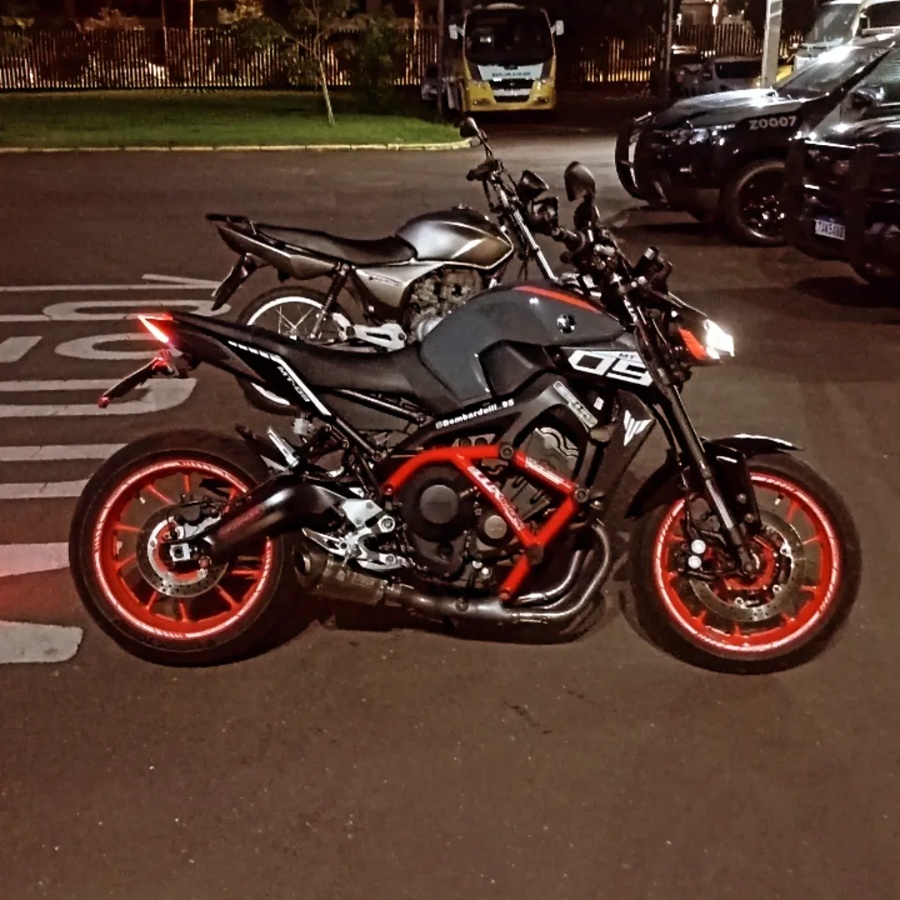 PM recolhe duas motocicletas após infrações de trânsito em Toledo