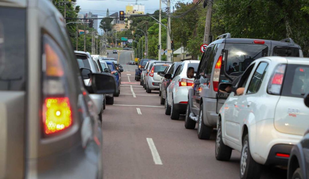 Com IPVA mais barato, taxa de adimplência aumenta em todos os municípios do Paraná