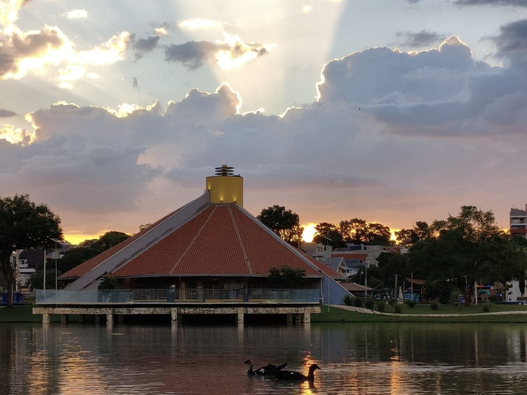 Fim de semana em Toledo terá instabilidade, calor e maior chance de chuva no domingo