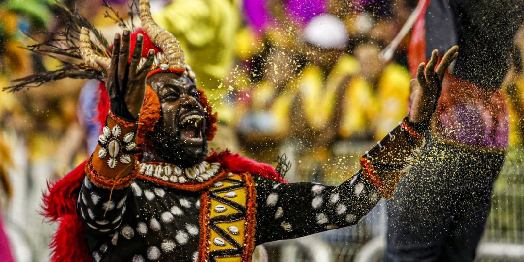Primeiro dia de carnaval em São Paulo tem estreante, campeã e vice de 2025