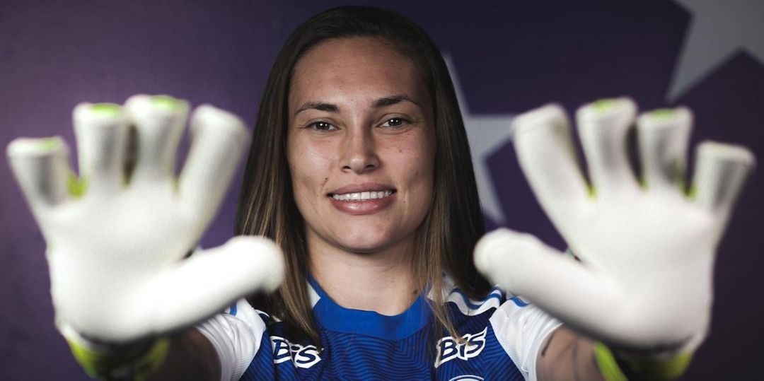 Ex-Toledo Esporte Clube, goleira Cláudia é convocada e defenderá a Seleção Brasileira mais uma vez