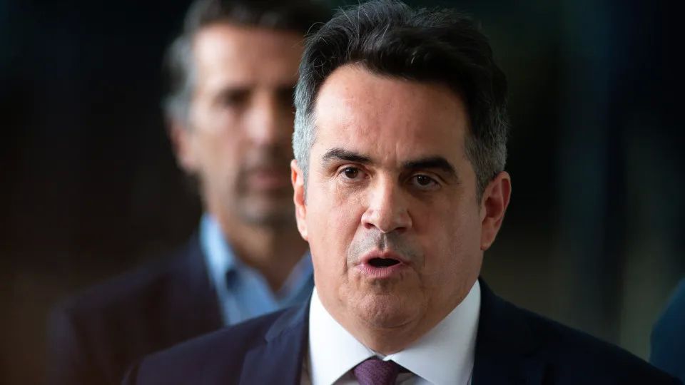 Ciro Nogueira reage a escolha de Bolsonaro sobre candidaturas ao Senado em Santa Catarina