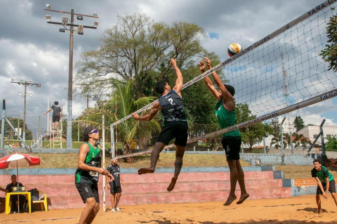 2ª etapa do Circuito Municipal de Vôlei de Praia 2026 reúne 22 duplas