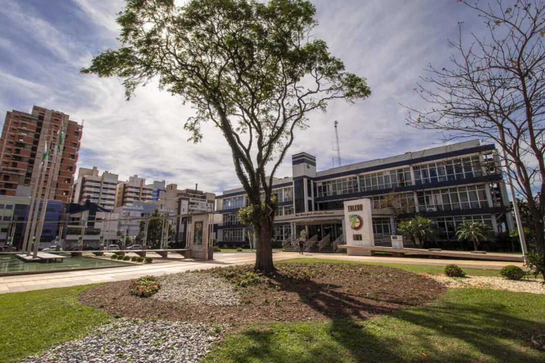 Prefeitura de Toledo abre PSS para contratação imediata em três funções