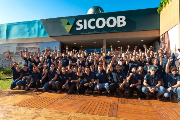 Sicoob encerra participação histórica no Show Rural com mais de R$ 4,5 bilhões em negócios