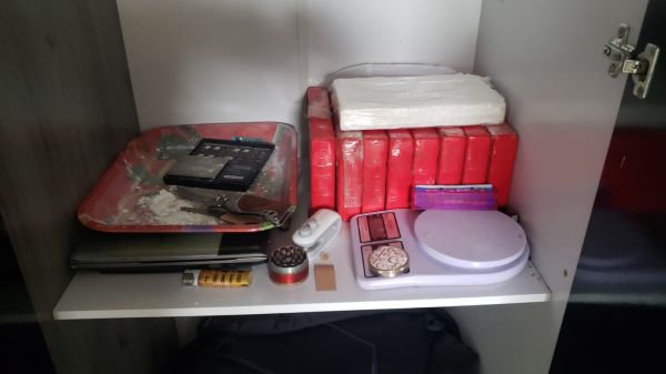 Polícia Civil prende sete pessoas e apreende quase 10 quilos de cocaína em operação em Toledo