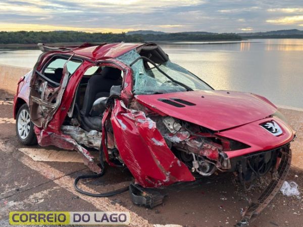 Jovens ficam feridos em grave acidente na ponte entre o distrito de Sub-Sede e Santa Helena