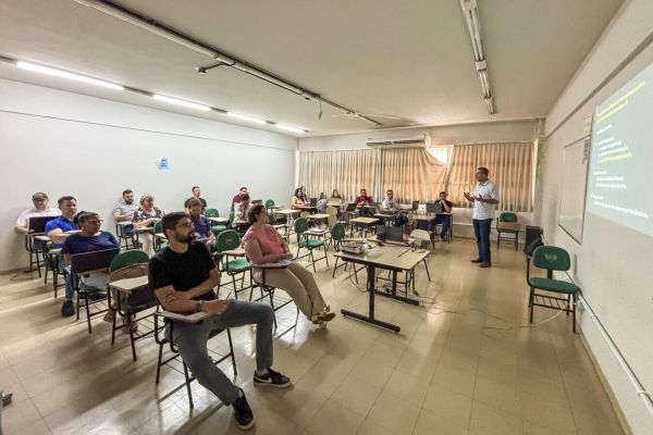 Fapes/Toledoprev realiza capacitação sobre RPPS para servidores municipais