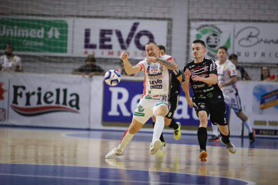 Cascavel Futsal vence amistoso no Ginásio da Neva e avança na preparação para a temporada 2026