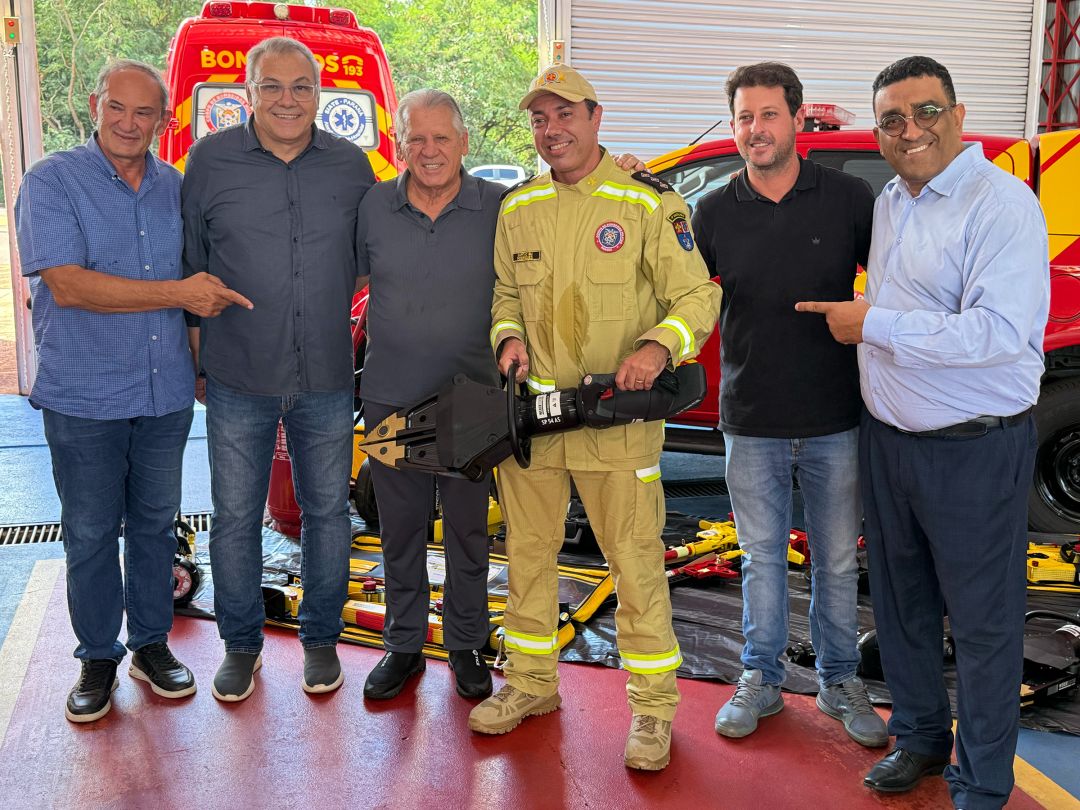 Equipamentos de resgate de última geração chegam ao Corpo de Bombeiros graças a emenda do Deputado Sperafico