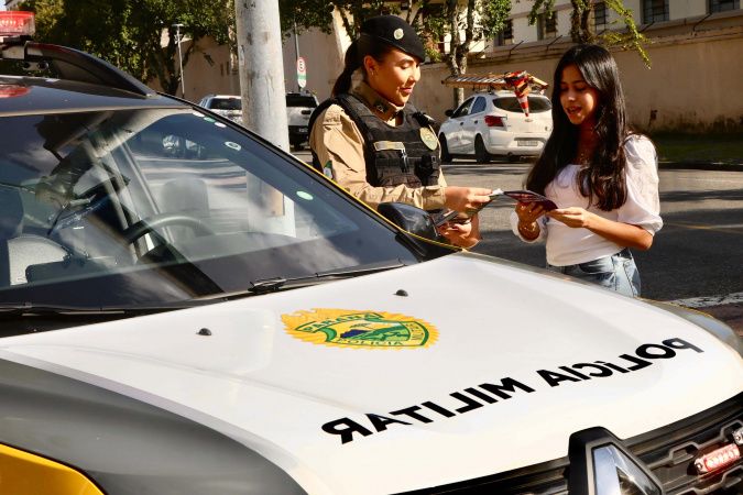 Governo do Paraná entrega 54 novas viaturas para Patrulha Maria da Penha