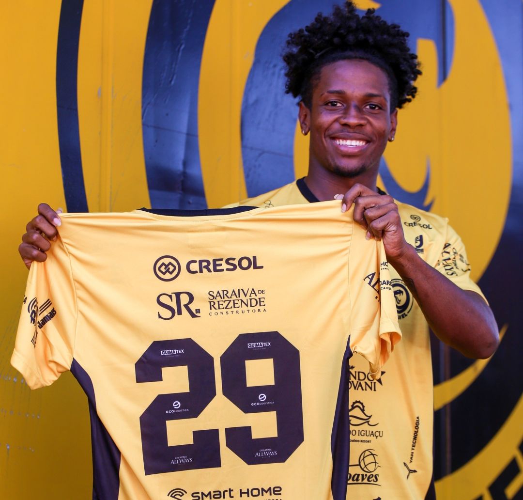 Futebol Clube Cascavel anuncia contratação do atacante colombiano Jonathan Palacios