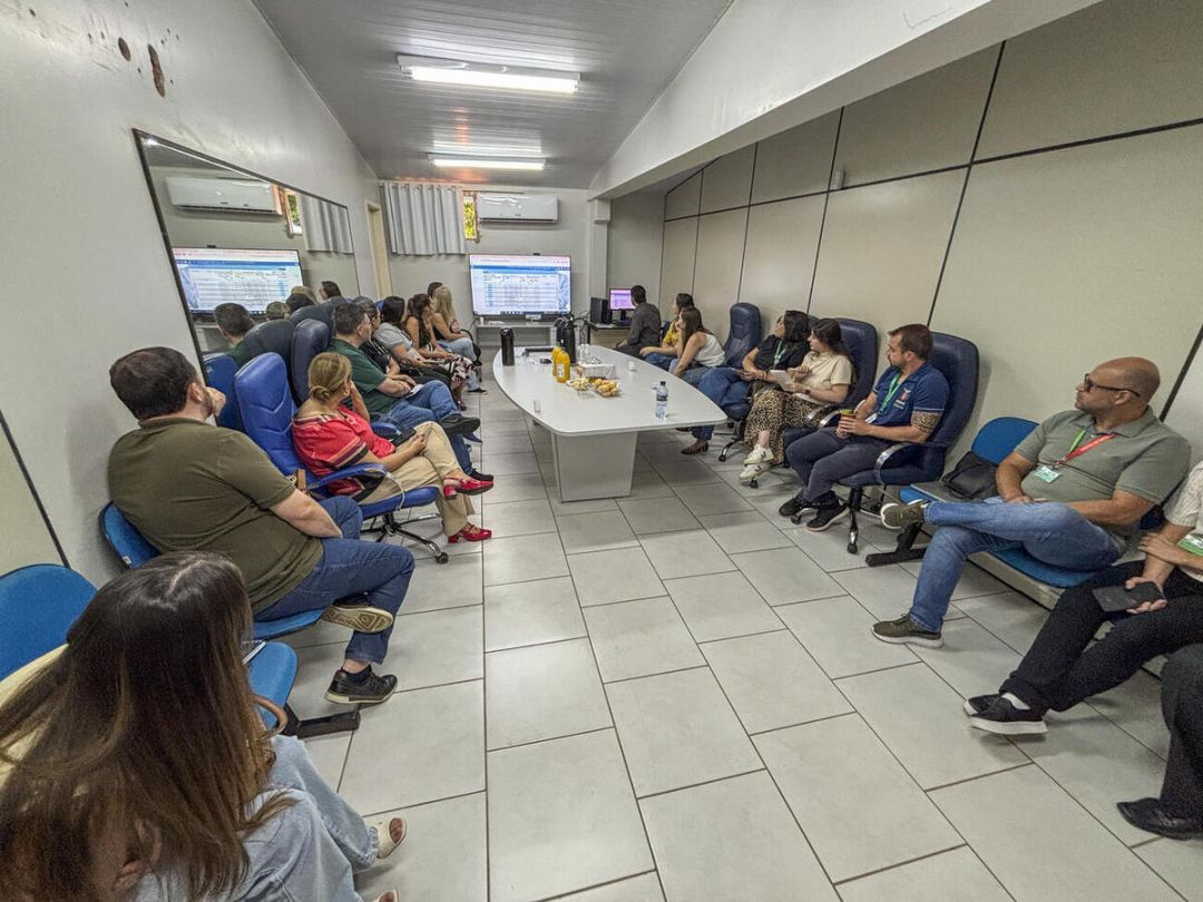 Secretaria de Saúde de Toledo recebe técnicos de Altônia e da 12ª Regional