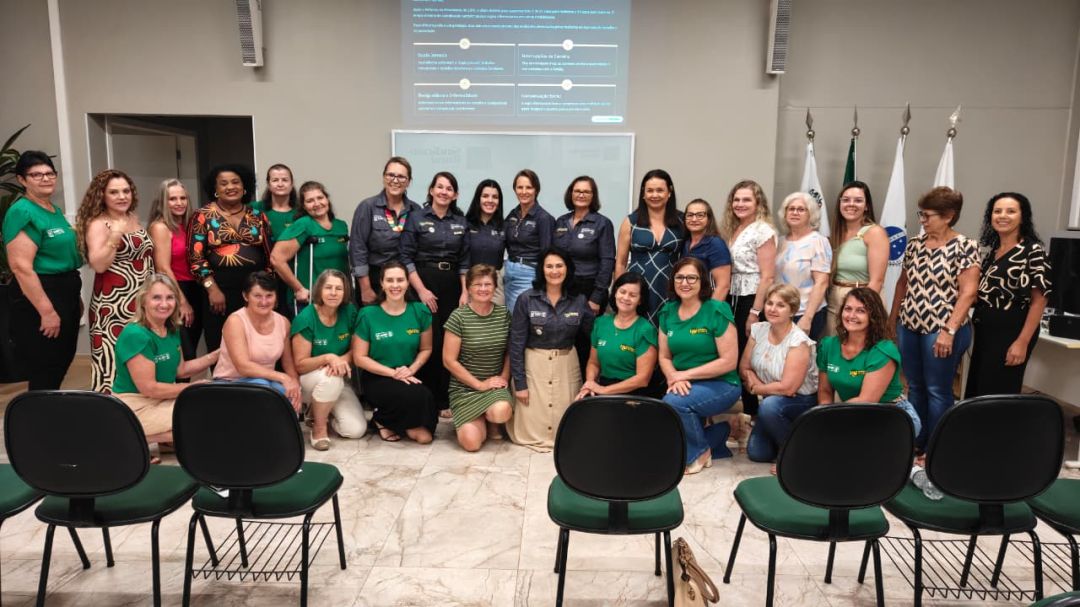 Comissão de Mulheres do Sindicato Rural de Toledo realiza 3º Floresça no Campo e aprova regimento interno