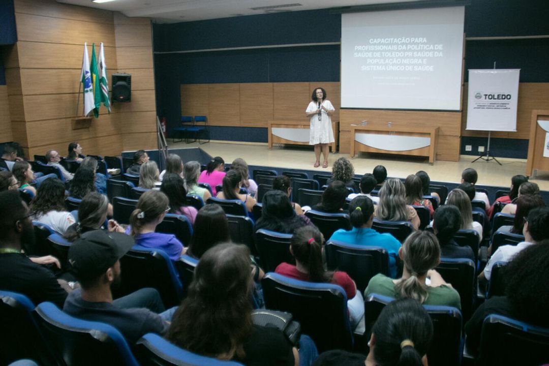 Secretaria de Desenvolvimento Humano inicia capacitação de profissionais sobre saúde da população negra