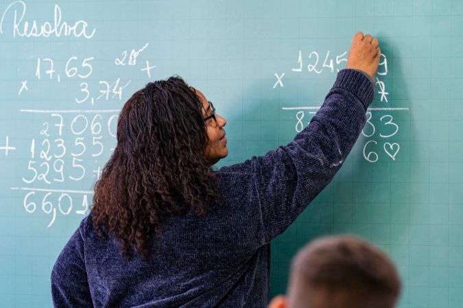 Estado investe em ferramentas e programas para reforçar ensino da Matemática