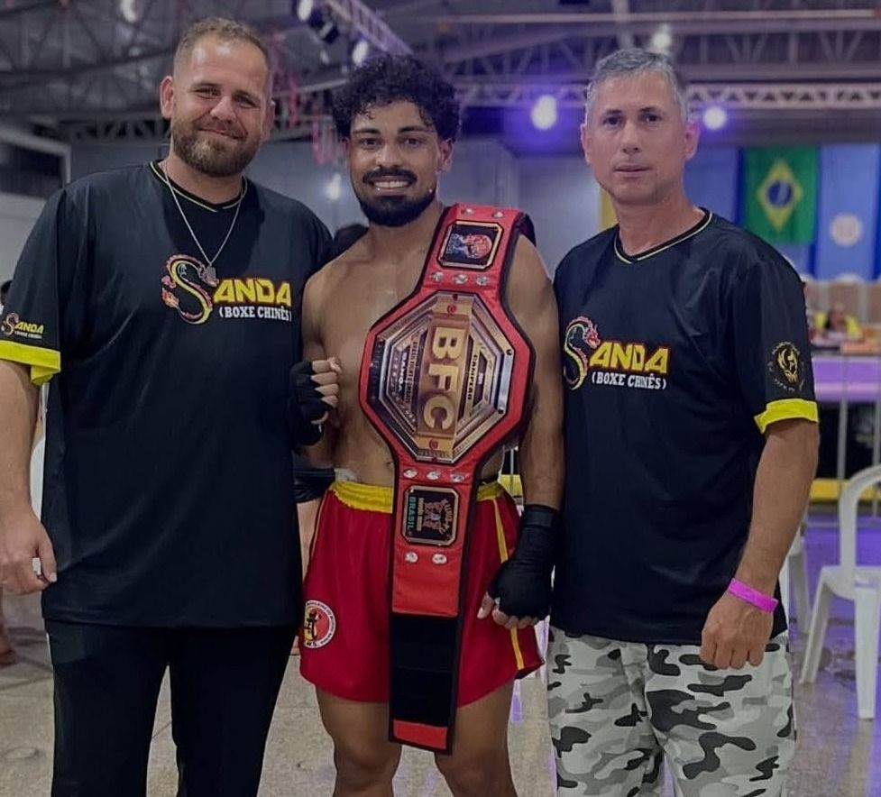 Atleta de Toledo conquista cinturão em Campeonato Internacional de Kung Fu Sanda