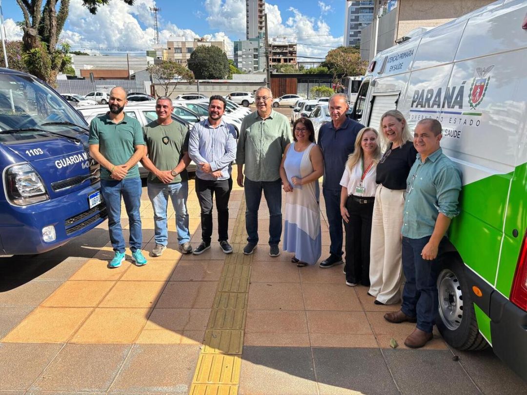 Prefeitura de Toledo entrega 12 novos veículos para reforçar serviços públicos