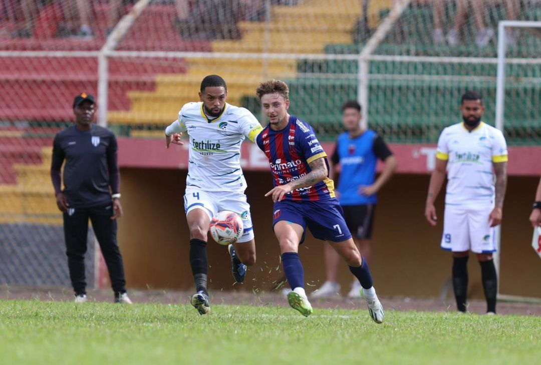 Com um a menos, Toledo Esporte Clube empata com o Patriotas e segue invicto na Segundona