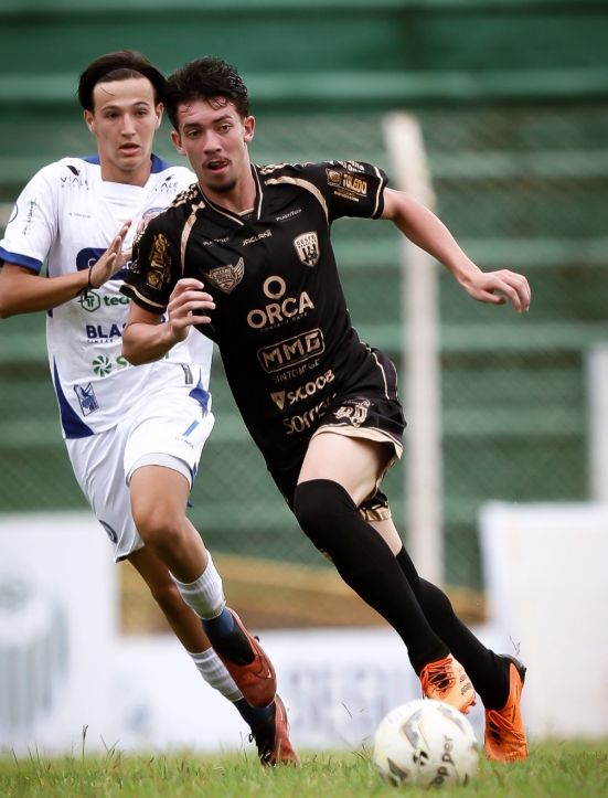 Oeste Brasil FC estreia com vitória e vira sobre o Foz do Iguaçu na Segundona do Paranaense Sub-20