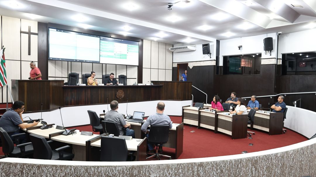 Vereadores aprovam em primeiro turno reajuste salarial dos servidores