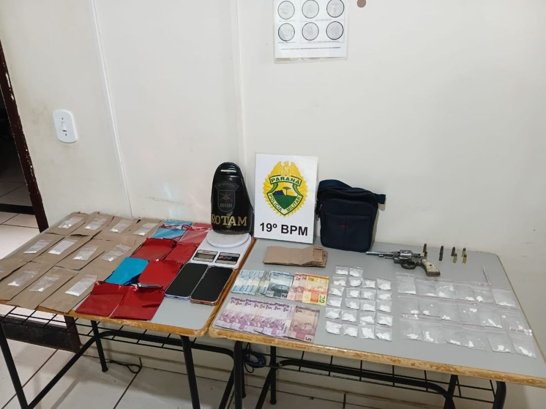 Homem tenta escapar de abordagem, e ROTAM descobre ponto de tráfico em residência no Santa Clara IV