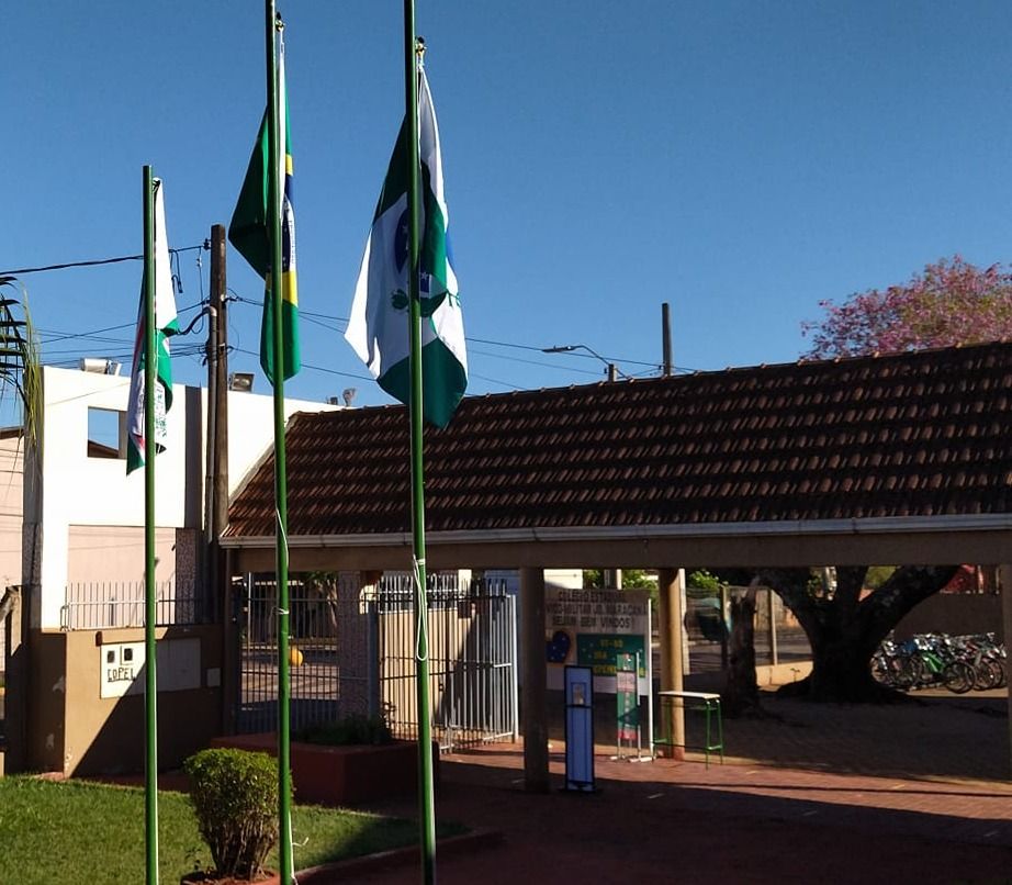 Monitor de colégio cívico-militar é afastado após ameaçar agente educacional com arma em Toledo