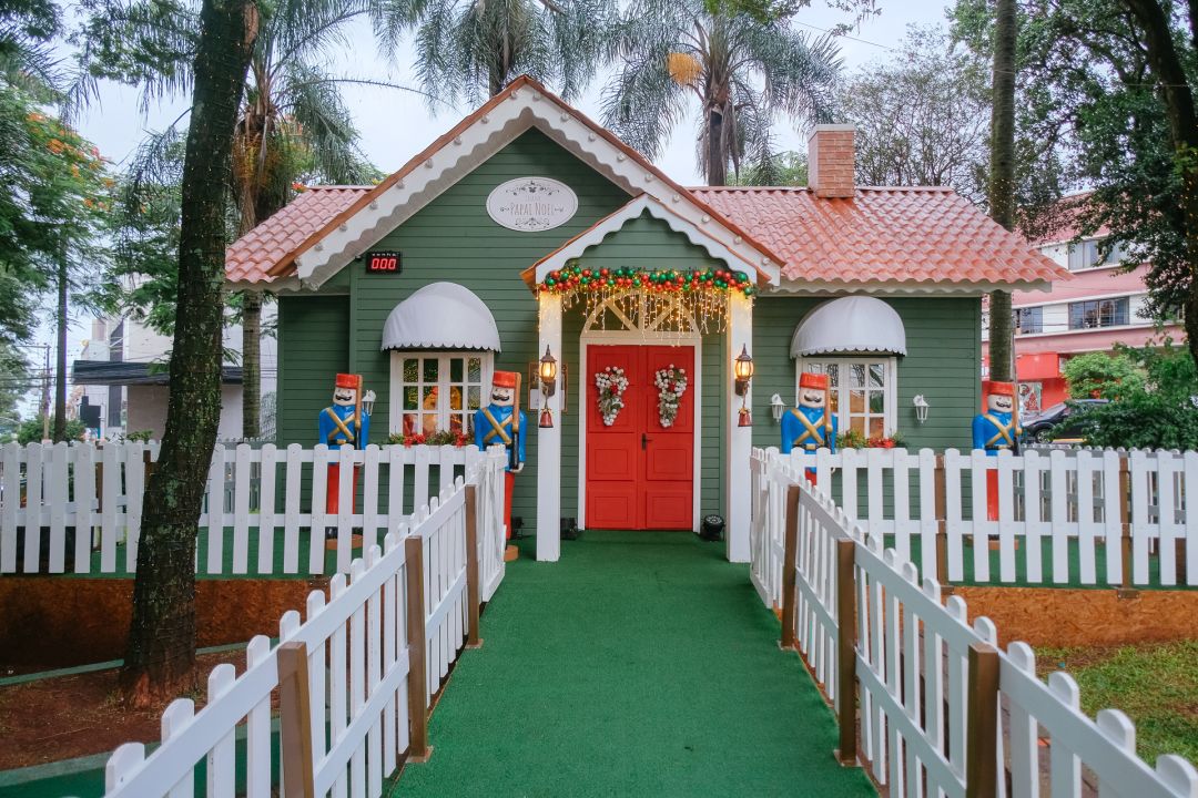 Chamamento público prevê decoração natalina em 11 espaços com investimento privado