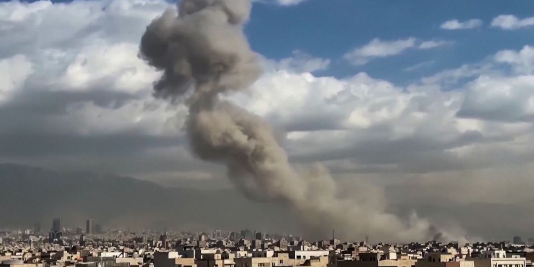 Trump suspende ataques às usinas de energia do Irã até 6 de abril