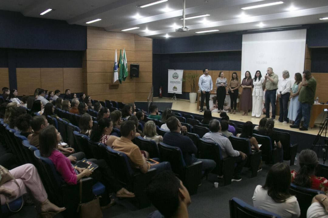 Ciasop apresenta avanços na criação de Casa Abrigo regional durante assembleia em Toledo