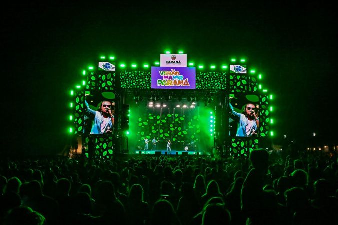 Ilha do Mel tem noite especial do Verão Maior e conquista artistas