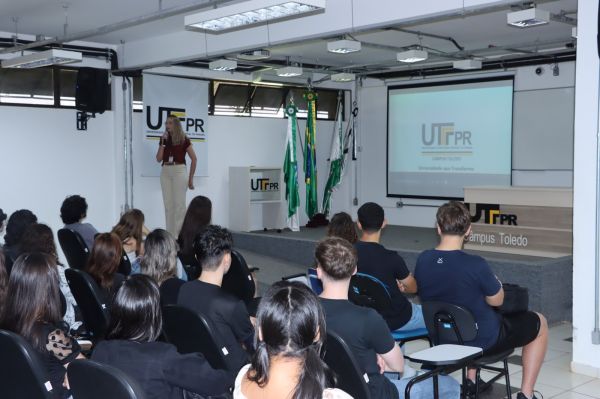 Recepção de calouros da UTFPR Toledo ocorre nesta segunda-feira (9); confira a programação